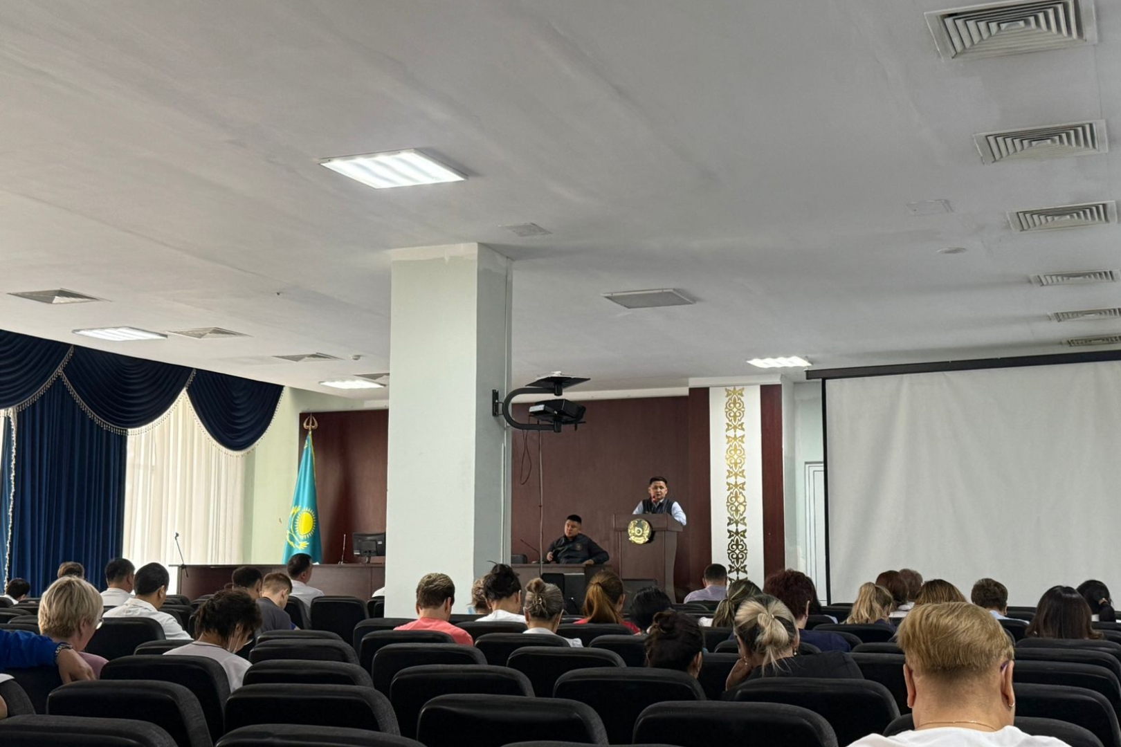 В ГКП на ПХВ “Многопрофильной городской больнице №1” акимата г. Астана проведена лекция по антитеррористической безопасности
