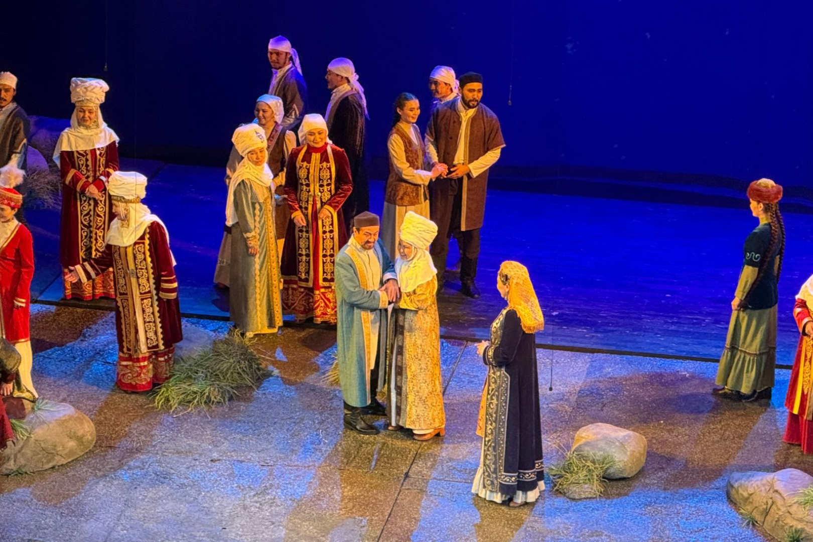 Сотрудники Больницы №1 посетили церемонию «Ұлы дала» и спектакль «Абай»