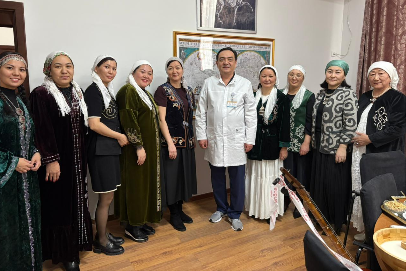 Отдел управления человеческими ресурсами Больницы №1 поздравил сотрудников с предстоящим праздником Көрісу күні